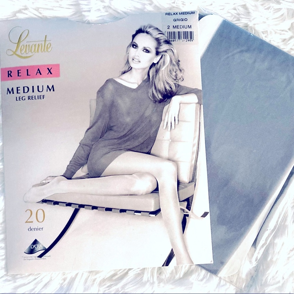 🌞3/$18🌞Sz M GRAY Levante satin matte stockings, 20 denier